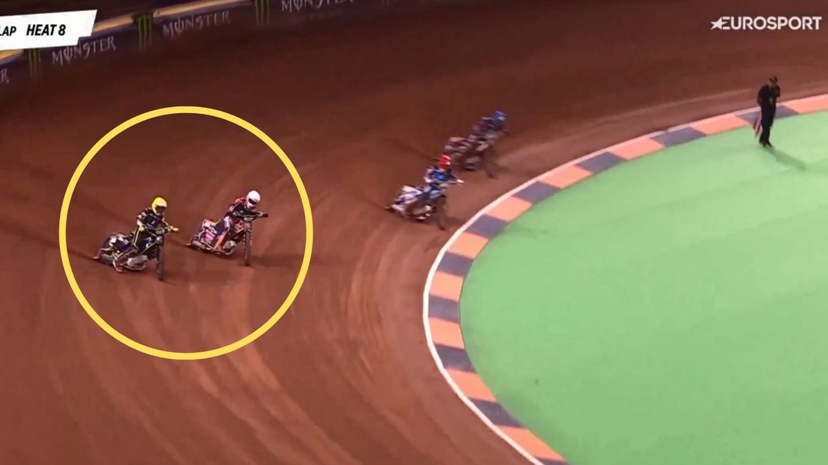 WP SportoweFakty / x.com / SpeedwayGP / Mikkel Michelsen wyprzedzający Toma Brennana