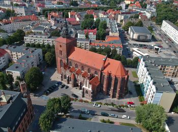 Słupsk: Trwa modernizacja zabytkowych budynków przy ulicy Partyzantów