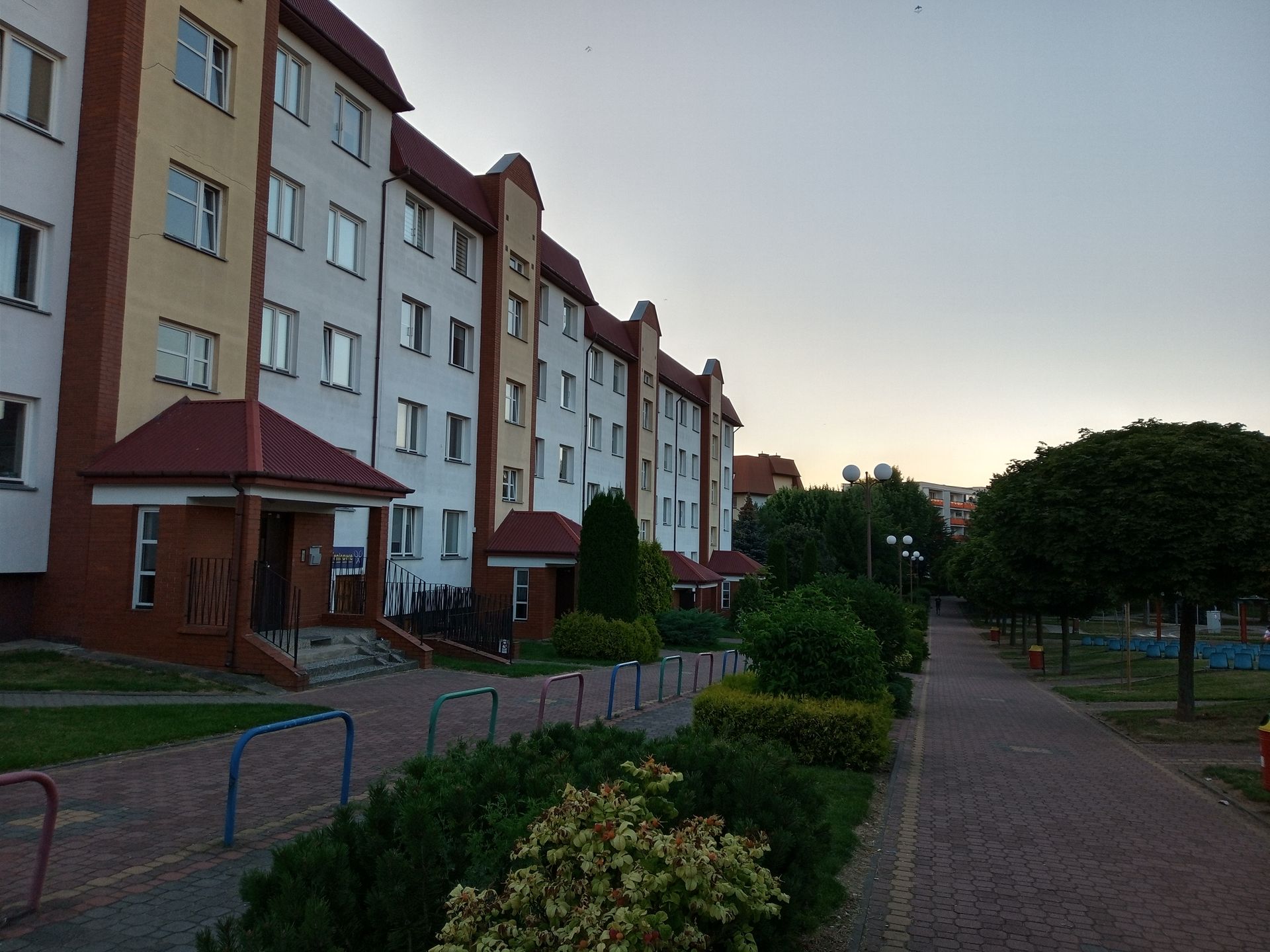 Motorola Moto G8 Power Lite: czy niższa cena wynagradza kompromisy? [Test] 28