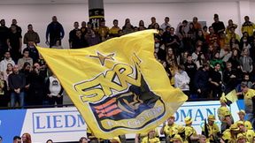 Kibice na trybunach podczas meczu PGE Skra Bełchatów - Asseco Resovia Rzeszów (galeria)