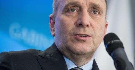 Schetyna zdumiony deklaracją Petru ws. poprawek do budżetu