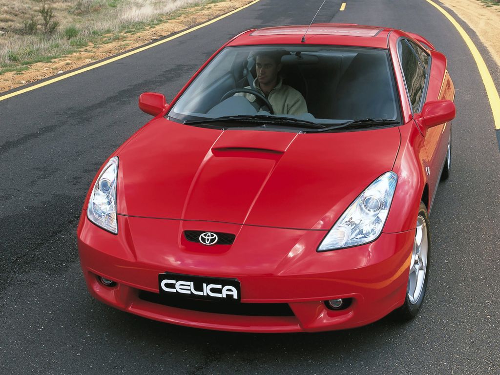 Zaprezentowany w 1999 roku samochód pozwolił wejść Toyocie z Celicą w nowe milenium, ale nie było to specjalnie udane wejście.