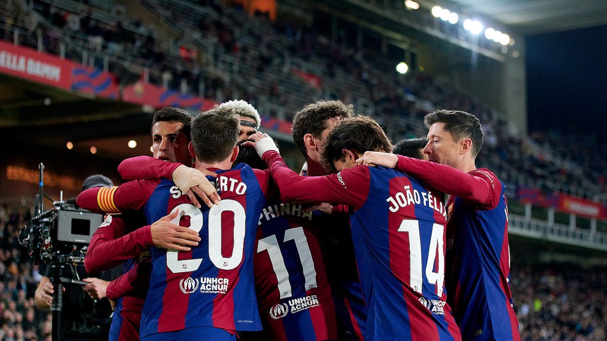 Zdjęcie okładkowe artykułu: Getty Images / Cristian Trujillo/Quality Sport Images / Na zdjęciu: piłkarze FC Barcelony