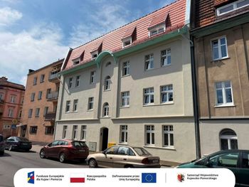 Zabytkowa kamienica w Chełmży po metamorfozie. Zakończyła się termomodernizacja