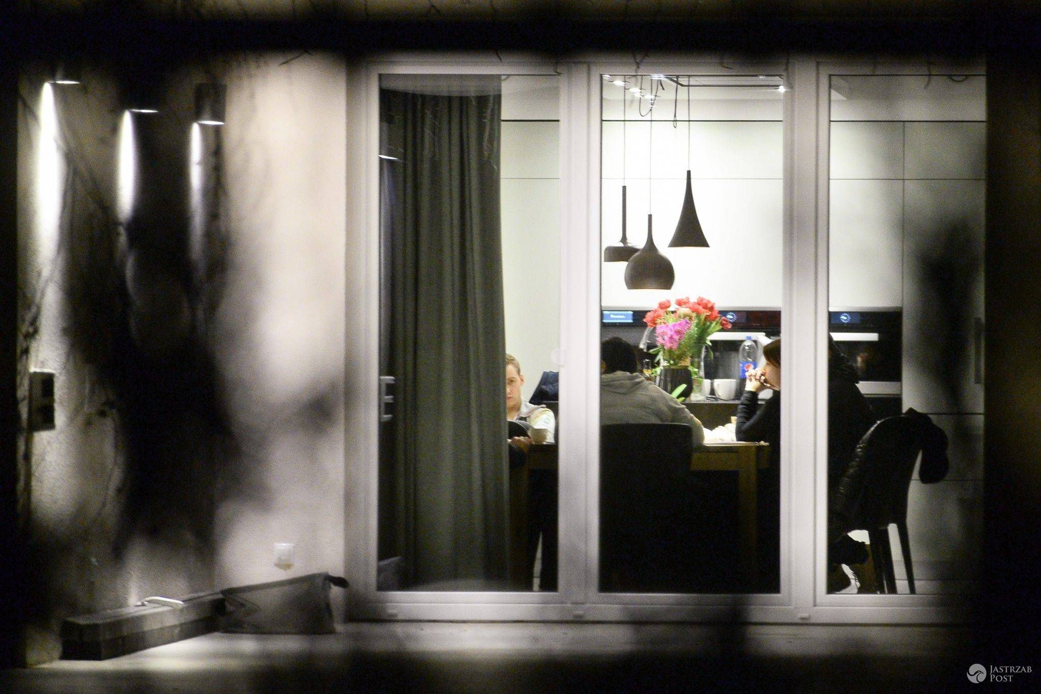 !!! PAPARAZZI !!! BRAK ZGODY NA PUBLIKACJE WIZERUNKU !!!!
KTOS WLAMAL SIE DO NOWEGO DOMU DOROTY GARDIAS
WARSZAWA 17.02.2016
FOT. PAPARATY 02