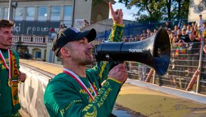 Żużel. Trzy kluczowe transfery i pokaz mocy Zmarzlika. Pierwsze zwycięstwo nowego klubu