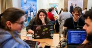Rzeszów: Hackathon ruszył. Młodzi ścigają się na kreatywność