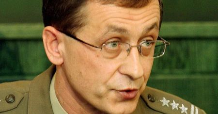 Prezydent powołał Artymiaka na naczelnego prokuratora wojskowego