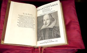 Planete+ Pierwsze Folio. Wielka księga Szekspira