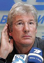 Richard Gere w poszukiwaniu Radovana Karadżicia