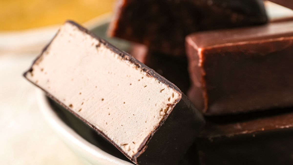 Pianka kawowa z jogurtu typu skyr z czekoladą. Coś przepysznego