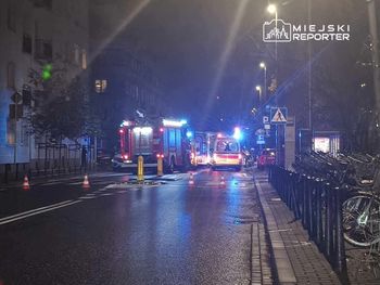 Warszawa: Wypadek na Mokotowie. Zablokowana ulica po zderzeniu trzech aut