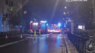 Warszawa: Wypadek na Mokotowie. Zablokowana ulica po zderzeniu trzech aut