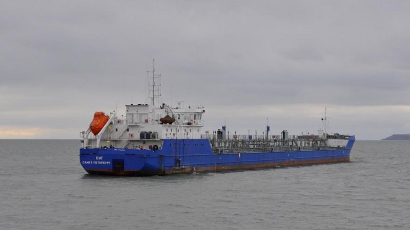 Танкер "Сиг" в Азовському морі, 2017 рік. Це судно активно використовувалось для постачання палива російським військам