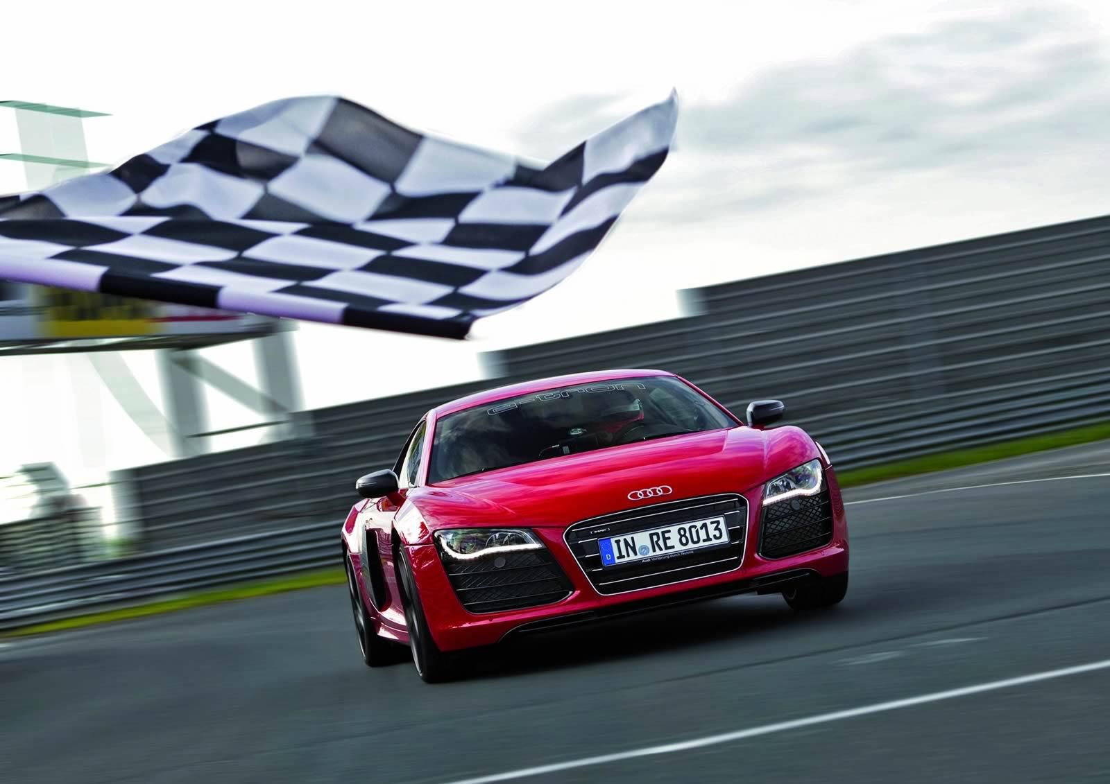 Audi R8 e-tron - niespełnione elektryczne marzenie [galeria] 45