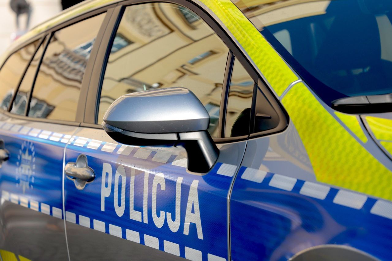 Bydgoszcz: Kierowca bmw uderzył w inne auto i uciekł. Po czasie zgłosił się do szpitala, gdzie zmarł