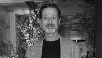 Porsche spadło do wąwozu. Nie żyje Klaus Rader. Miał 63 lata