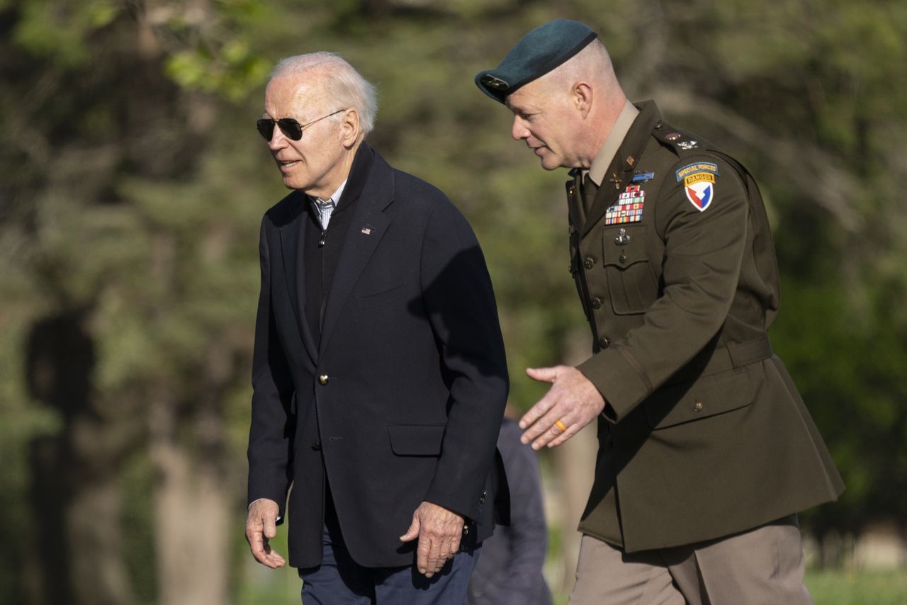 Rosja atakuje, trwa bitwa o Donbas. Joe Biden zwołuje specjalną naradę