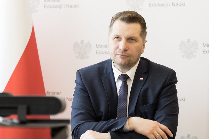 Kiedy powrót do przedszkoli i szkół? Minister Czarnek o możliwych terminach