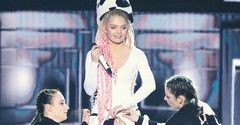 Oryginalne stylizacje Margaret podczas sylwestrowej nocy