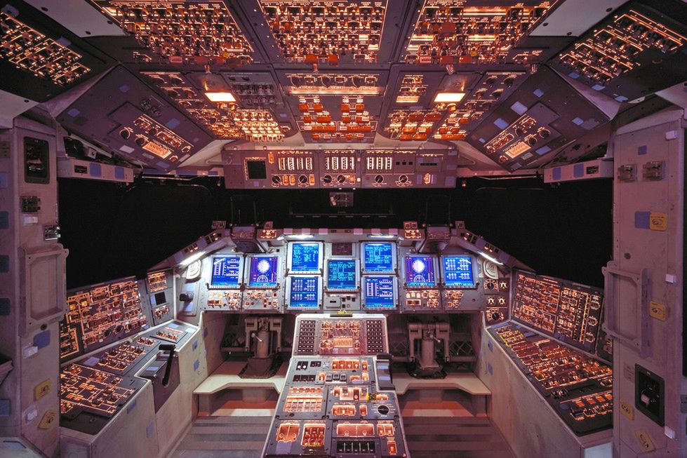 Wnętrze kabiny promu kosmicznego Columbia, zniszczonego w katastrofie w 2003 roku