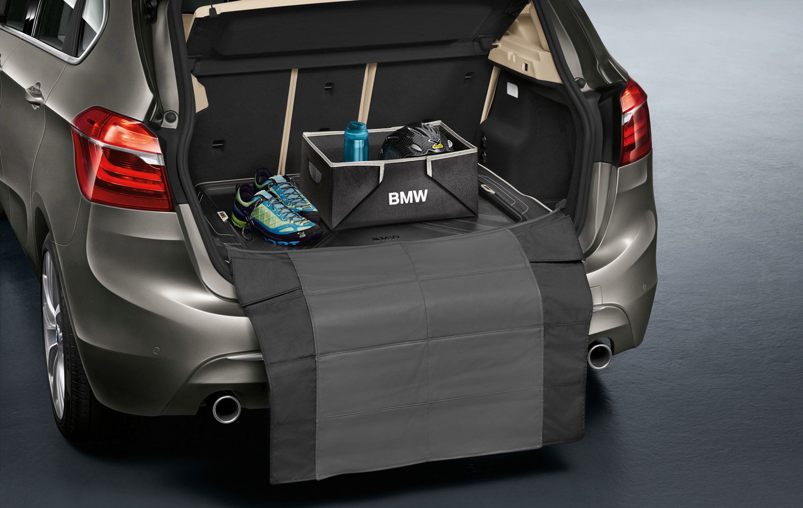 BMW przedstawiło 290 zdjęć z serią 2 Active Tourer [galeria] 85