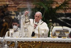 Wielki Czwartek. Media: Papież Franciszek odprawił mszę w domu ukaranego kard. Becciu