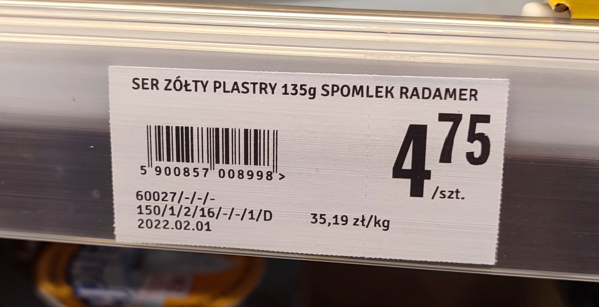 Ceny żywności przed i po obniżce podatku VAT

