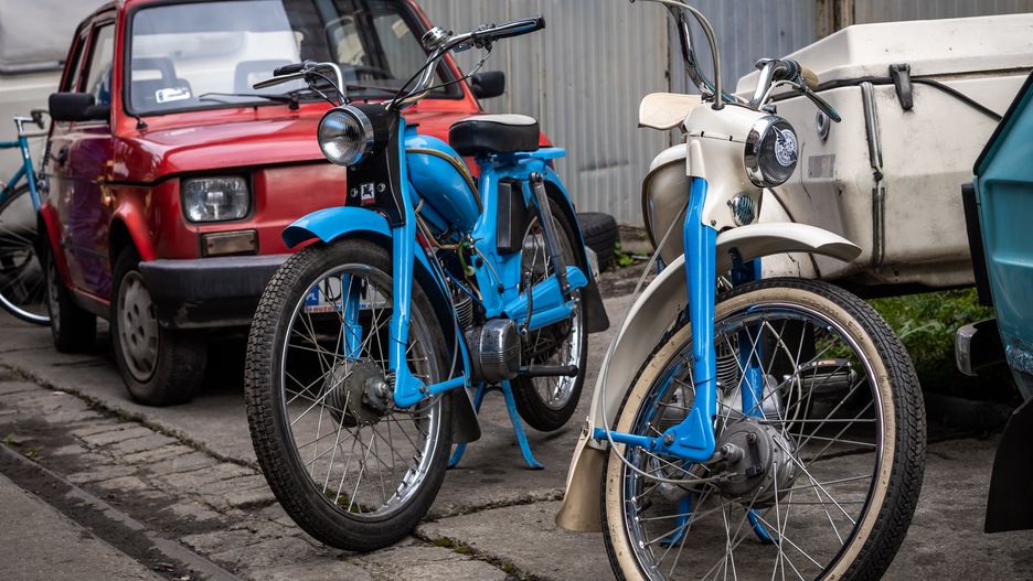 vintage, retro, classic, motorcycle, motorbike, bike, motor, komar, romet, depot, collect, collection, outdoors, outside, ride, drive, standing, red, blue, popowice, poland, polish, exhibition, transportation, wheel, row, old, oldschool, relic, traditional, machine, vehicle, engine, construction, design, sport, used, model, speed, race, show, biker, fiat, 126, travel, road, style