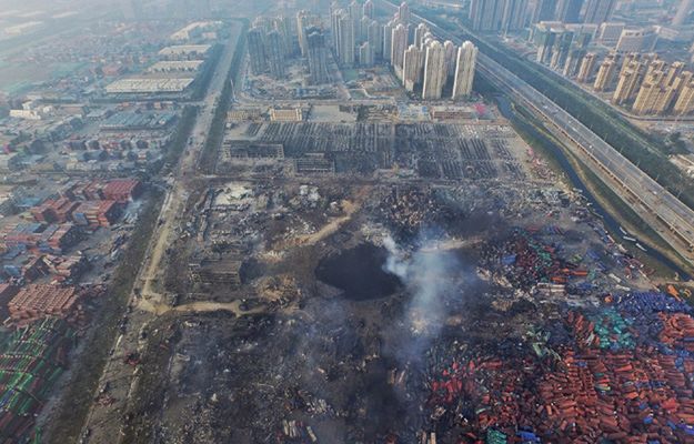 Prawie 100 osób, głównie strażaków, wciąż zaginionych w Tiencin