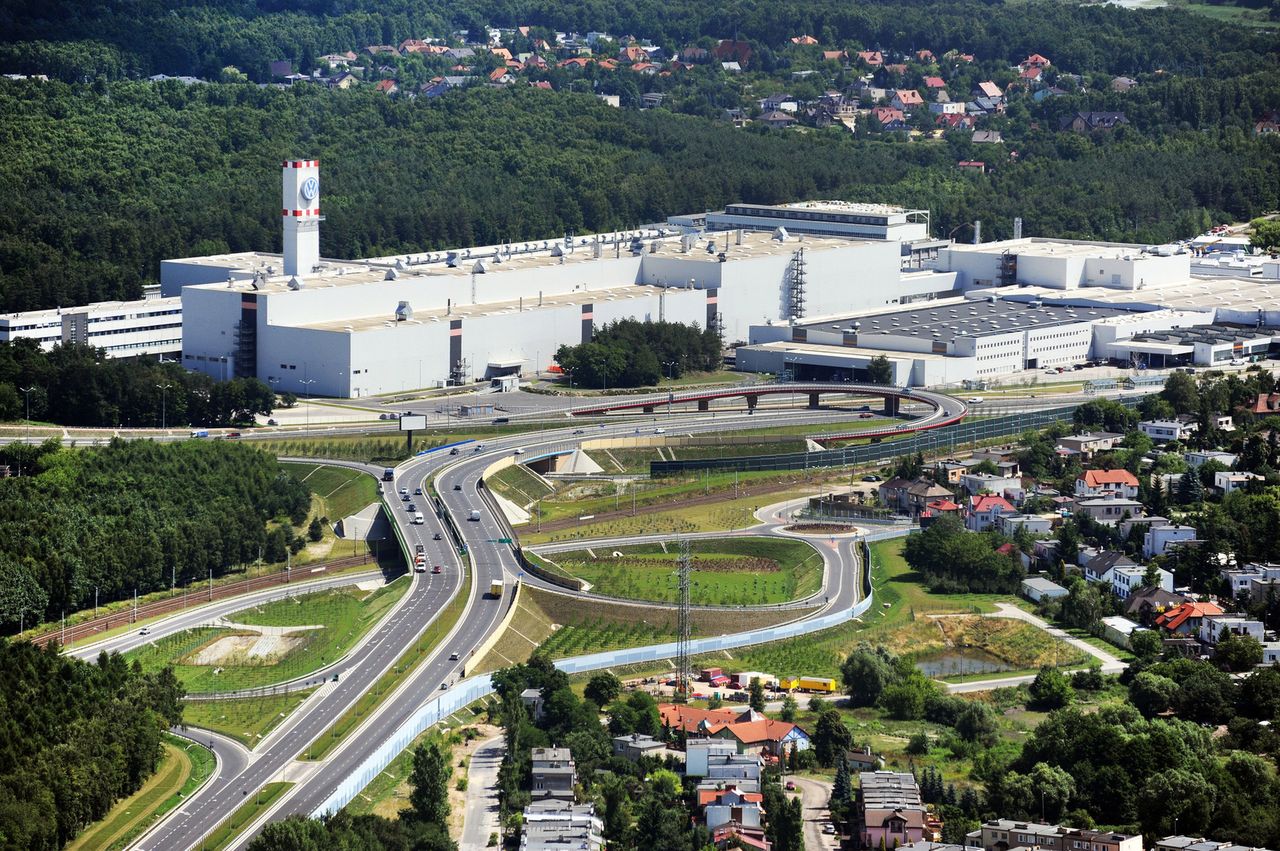 Volkswagen wstrzyma prace w Polsce. Przez wojnę brakuje części