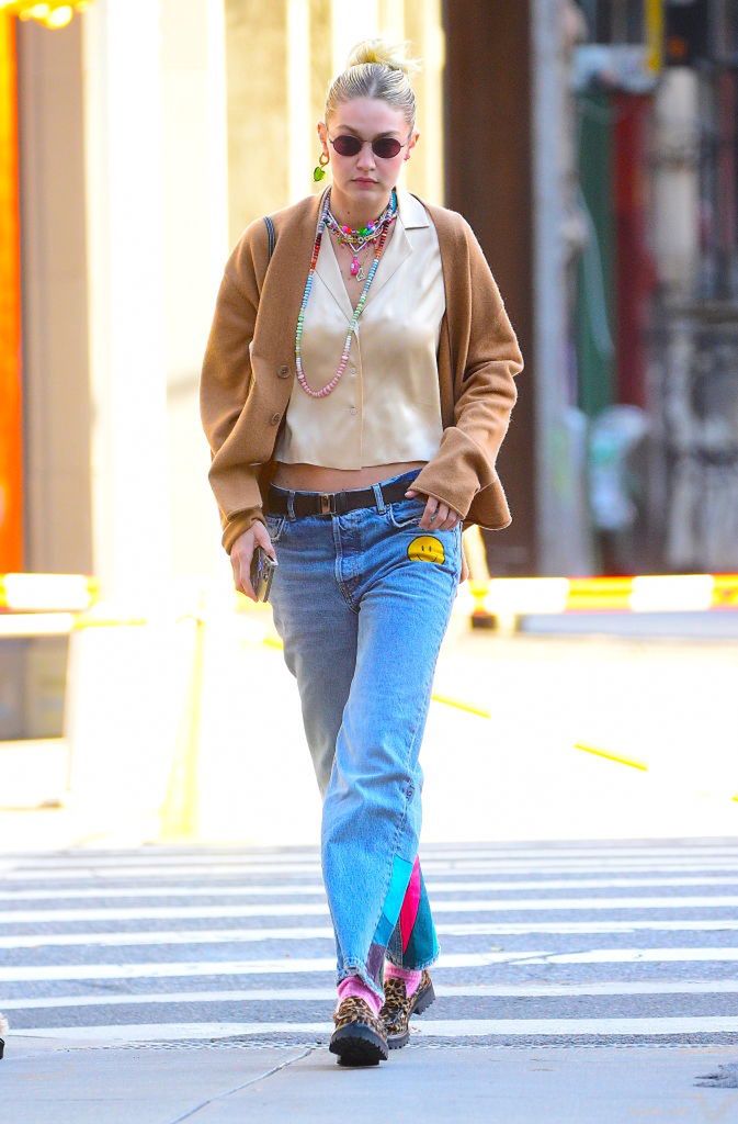 Gigi Hadid łączy wzory i kolory