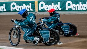 Żużel. Wyrównany mecz wyłącznie do połowy. Fenomenalny Jonas Knudsen