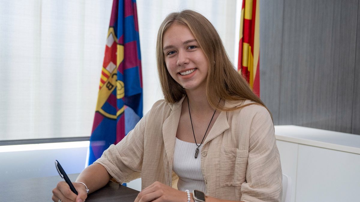 Zdjęcie okładkowe artykułu: Twitter / FCBfemeni / Na zdjęciu: Weronika Araśniewicz