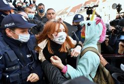 Aborcja. Protesty po wyroku TK. TAZ: Wojna kulturowa w Polsce