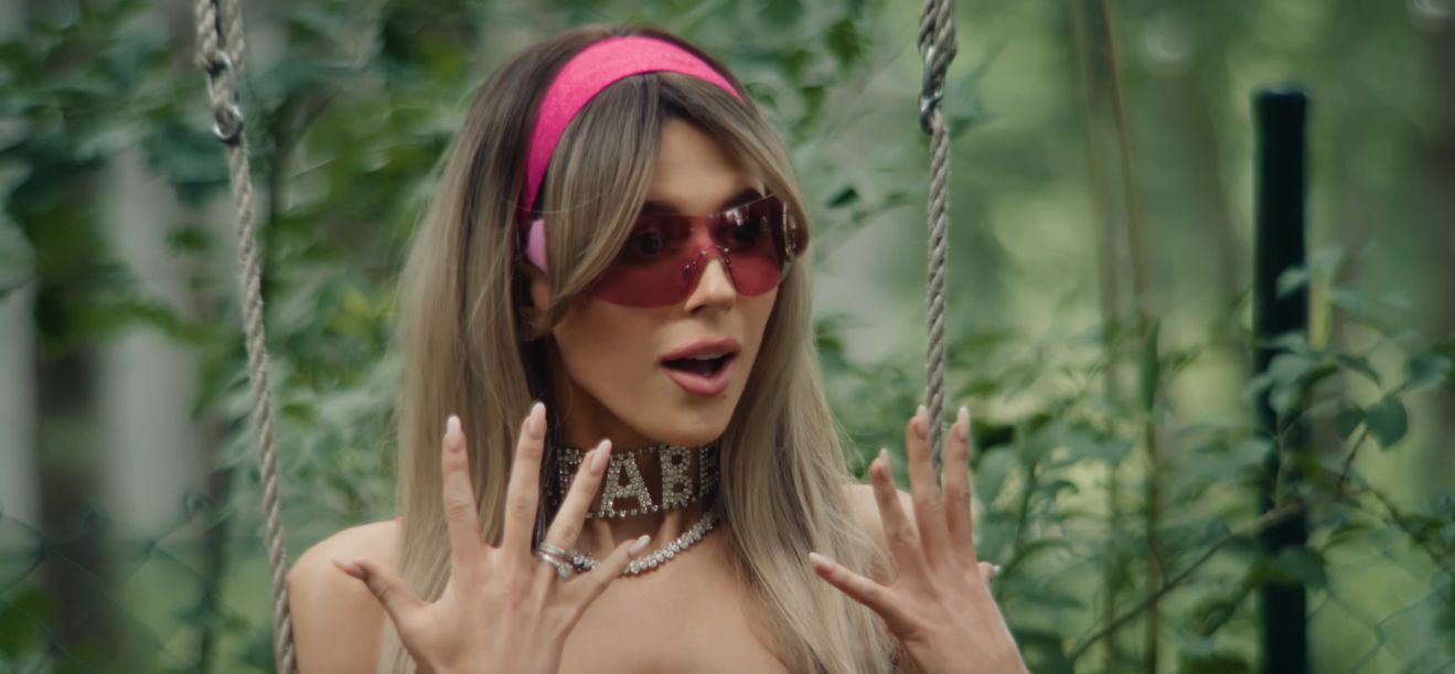 Roksana Węgiel niczym Barbie. Pasuje jej róż?
