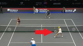 Rywale tylko odwrócili głowy. Tak dobrze zagrała Iga Świątek [WIDEO]