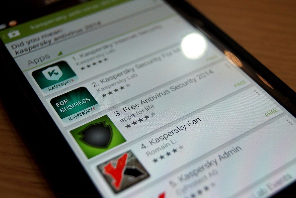 Uwaga na fałszywe emaile nakłaniające do instalacji Kasperskyego na Androidzie