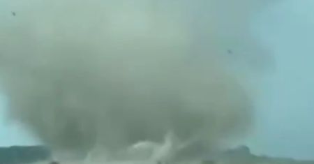 Tornado grozy w Kanadzie. Niszczy wszystko na swojej drodze