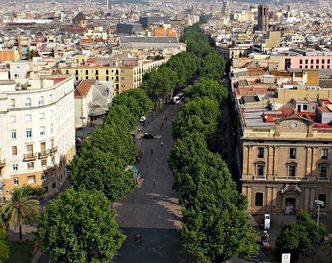 Brexit. Barcelona ustawia się w kolejce miast, które chcą przejąć dużych graczy z Londynu