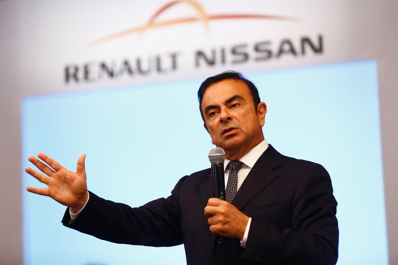 Carlos Ghosn przesadził. To co dostawał od firmy najwyraźniej mu nie wystarczyło