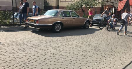 Nowy znak ucieszy właścicieli starych pojazdów. Trzeba tylko liczyć na uprzejmość innych