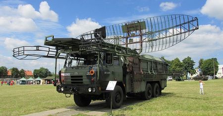 Radary w polskiej armii wyposażone w lampy ze szrotu? ABW i prokuratura kieruje sprawę do sądu