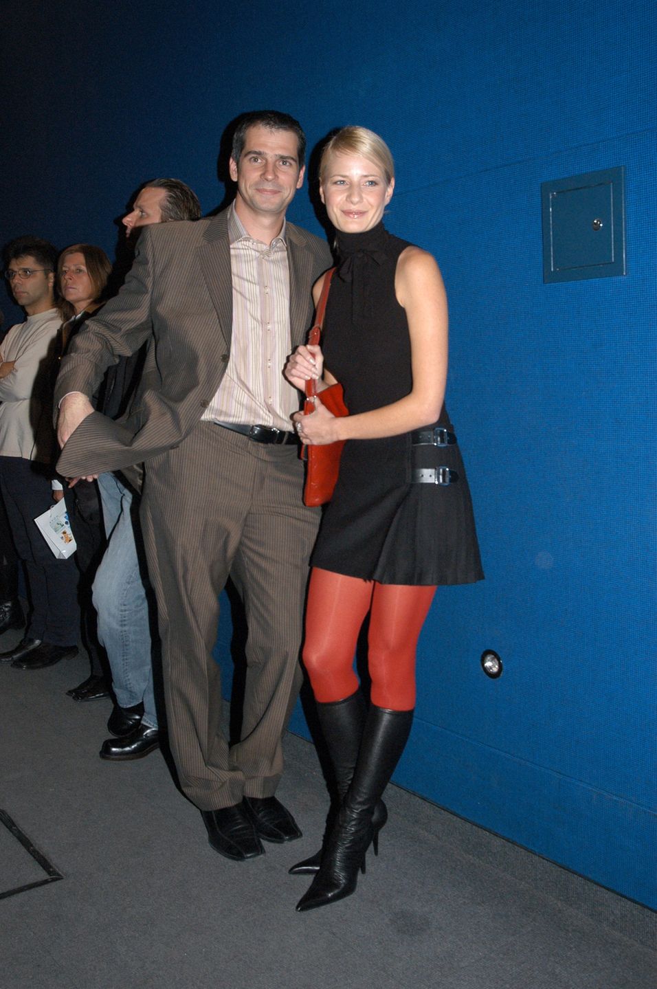 Małgorzata Kożuchowska w czerwonych rajstopach w 2003 roku