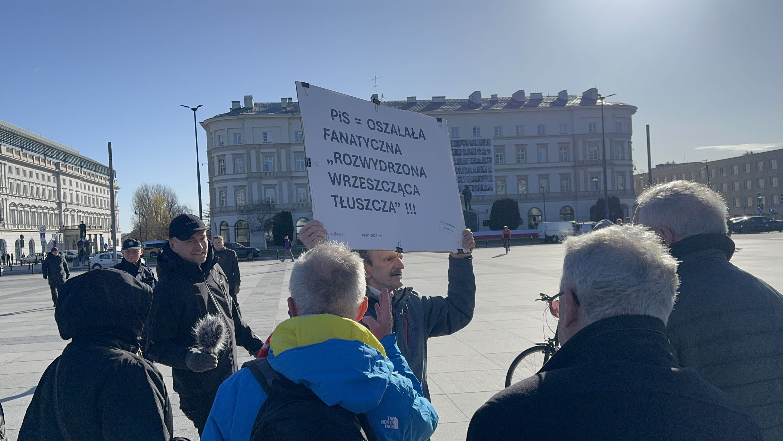 Pomnik ofiar katastrofy smoleńskiej