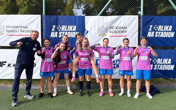 Sarenki idą jak burza! Piłkarki ze Złejwsi Wielkiej bez litości dla rywalek