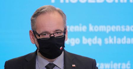 Koronawirus w Polsce. Czeska ambasada odpowiada Adamowi Niedzielskiemu