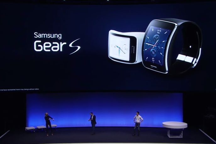 IFA: Samsung Gear S – inteligentny zegarek z wykrzywionym ekranem i modułem 3G