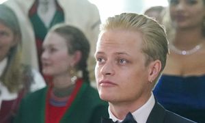 Syn księżnej Mette-Marit opuścił więzienie. Karę odsiedzi w królewskiej posiadłości