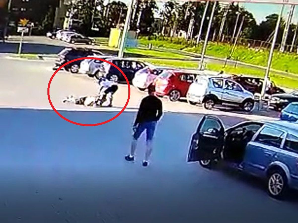 Brutalny atak na parkingu na Śląsku. Bili 56-latka na oczach klientów sklepu
